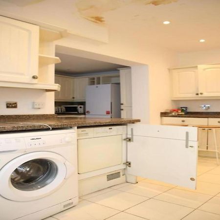 Timi Holiday Home Londra Dış mekan fotoğraf