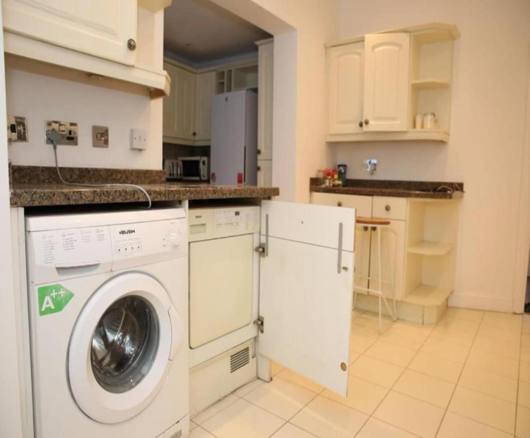 Timi Holiday Home Londra Dış mekan fotoğraf
