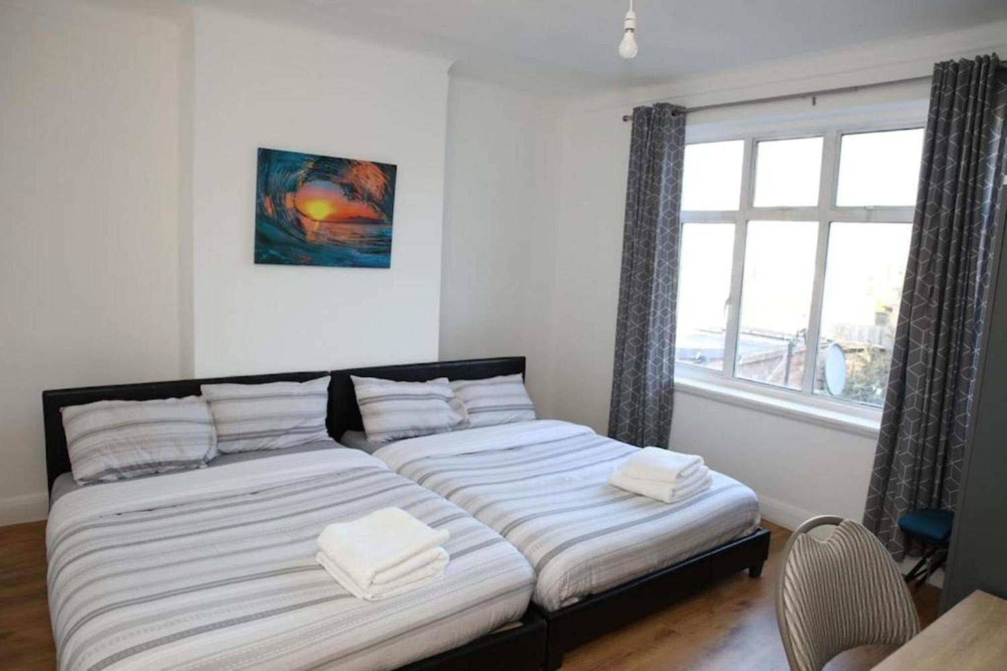 Timi Holiday Home Londra Dış mekan fotoğraf