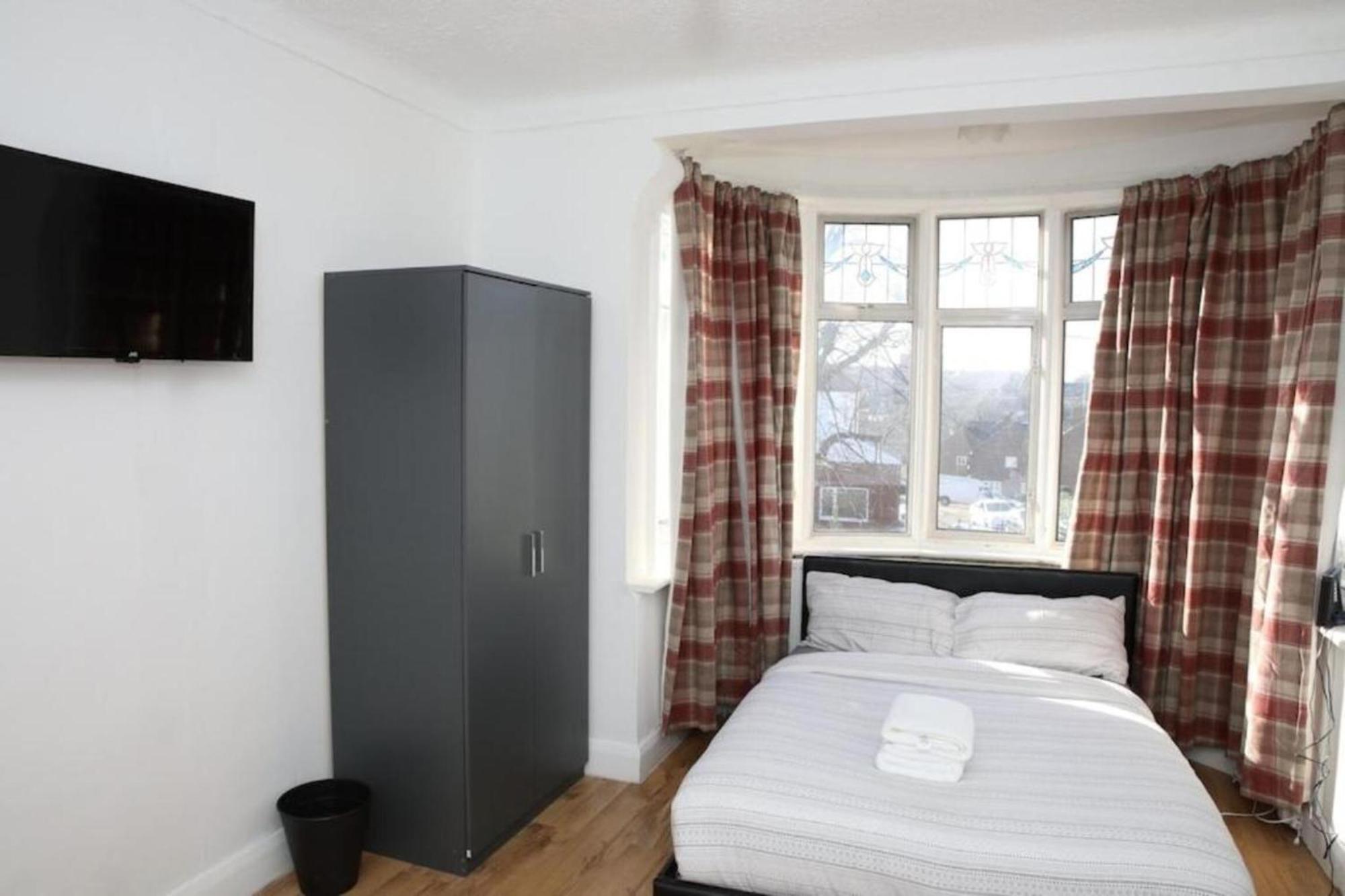 Timi Holiday Home Londra Dış mekan fotoğraf
